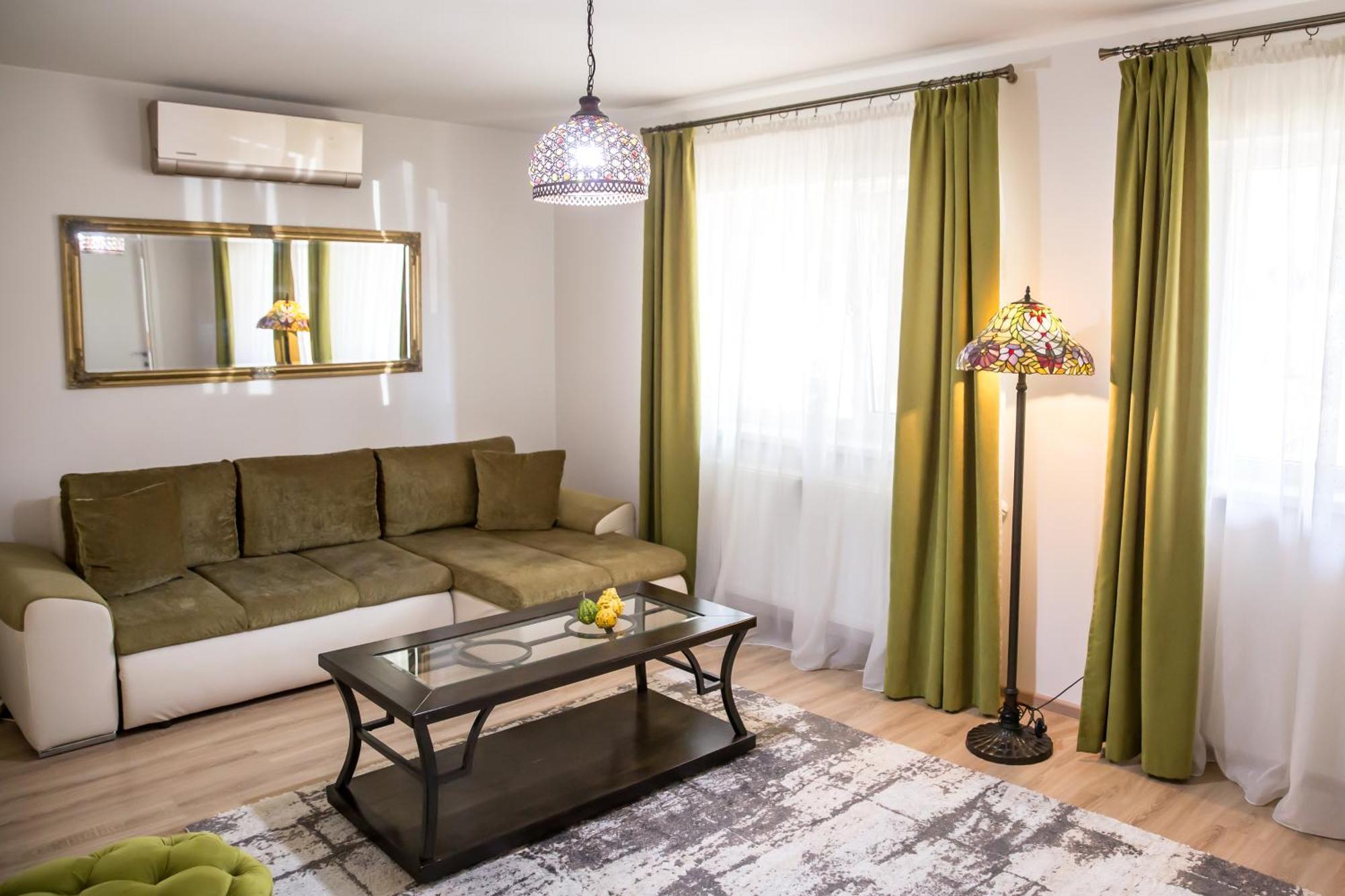 Jsn House - Private Parking & Premium Services Bukarest Kültér fotó